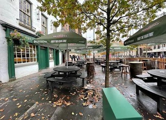 united-kingdom/belfast/bar/mchughs-bar-restaurant