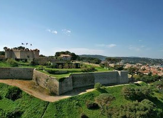 france/saint-tropez/attraction/citadelle-de-saint-tropez-musee-d-histoire-maritime