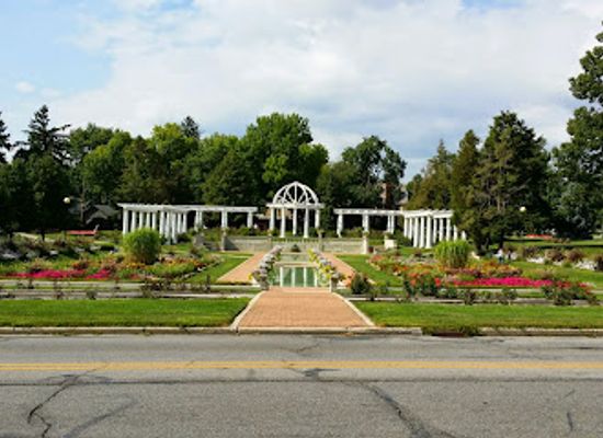 indiana/the-lakes-region/attraction/lakeside-park