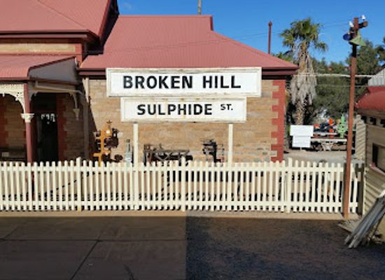 australia/far-west/attraction/sulphide-street-railway-historical-museum