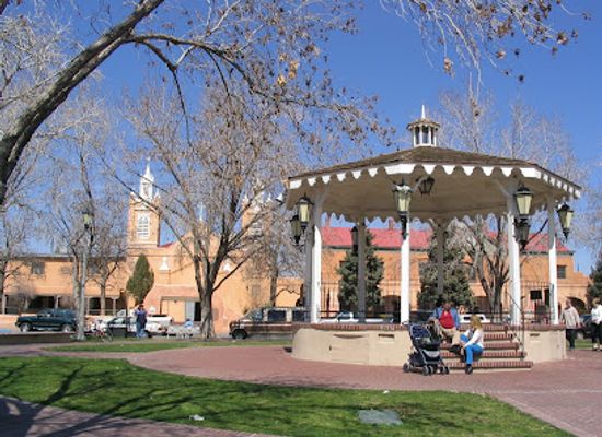 new-mexico/albuquerque/attraction/old-town-plaza