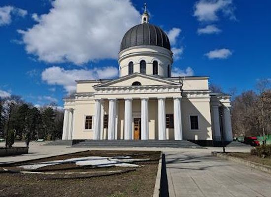 moldova/chisinau/attraction/metropolitan-cathedral-of-christ-s-nativity