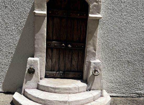 australia/brisbane/south-bank/attraction/tiny-door-the-other-one