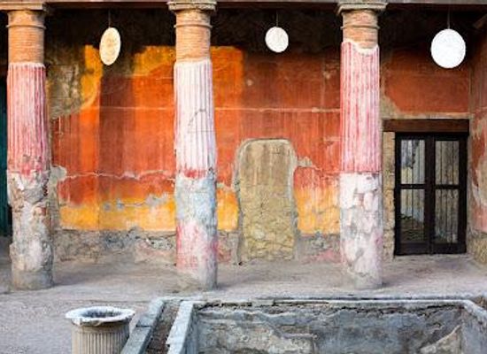 italy/herculaneum/attraction/casa-del-rilievo-di-telefo