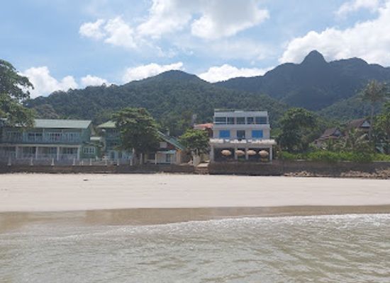 thailand/koh-chang/attraction/public-beach-access