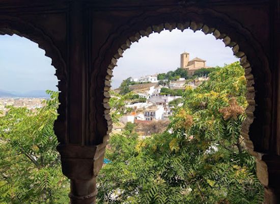 spain/granada/albaicin/attraction/el-banuelo