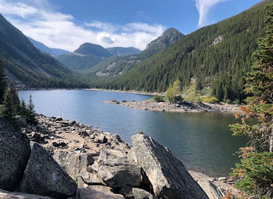 montana/gallatin-canyon/attraction/lava-lake-trailhead
