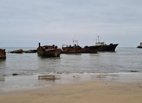 angola/lower-congo-basin/attraction/cemiterio-dos-navios