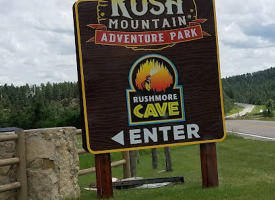 north-dakota/badlands/attraction/rushmore-cave