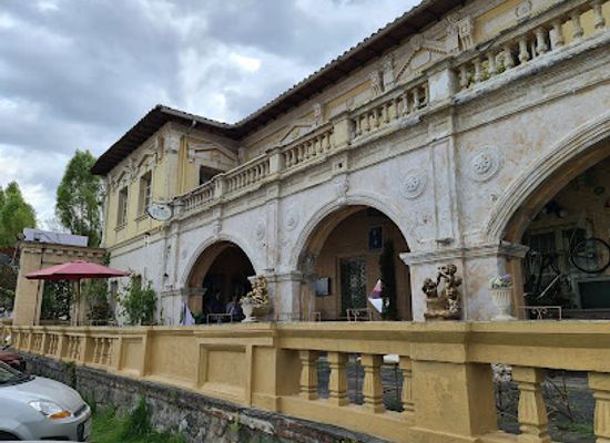 ecuador/sierra/attraction/la-mansion-del-dean