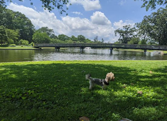 virginia/chesapeake/attraction/lakeside-park