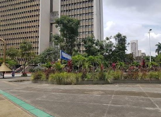 colombia/cali/attraction/plazoleta-jairo-varela-o-de-la-calenidad