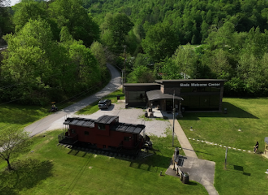 kentucky/natural-bridge-state-resort-park/attraction/slade-welcome-center-red-river-gorge