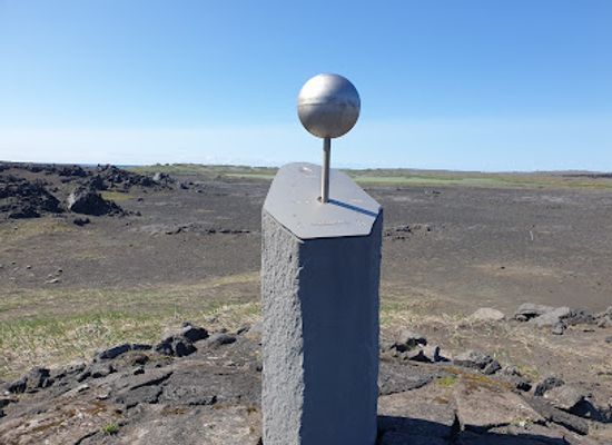 iceland/southern-peninsula/attraction/saturnus-solkerfio-a-reykjanesi