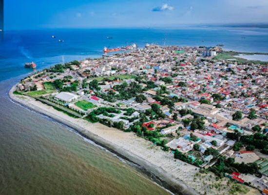 the-gambia/sandu/attraction/banjul-beach