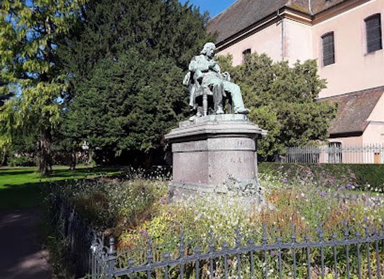 france/colmar/attraction/square-adolphe-hirn