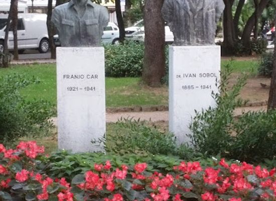 croatia/banovina/attraction/memorijalni-atelje-zvonka-cara