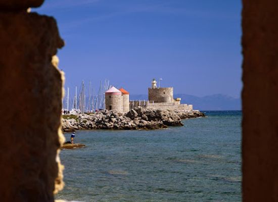 greece/dodecanese/attraction/saint-nicholas-fortress