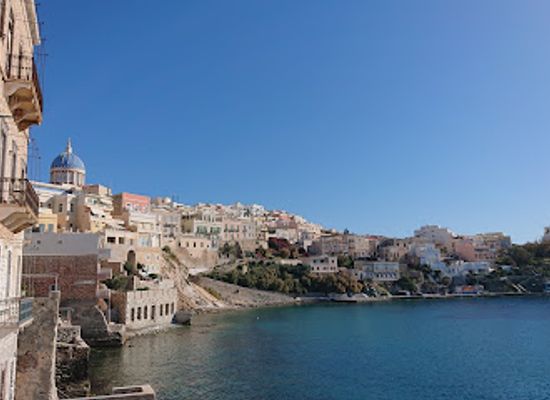 greece/cyclades/attraction/gallery-of-the-cyclades