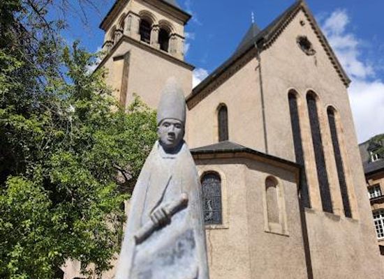 belgium/luxembourg/attraction/basilica-of-saint-willibrord