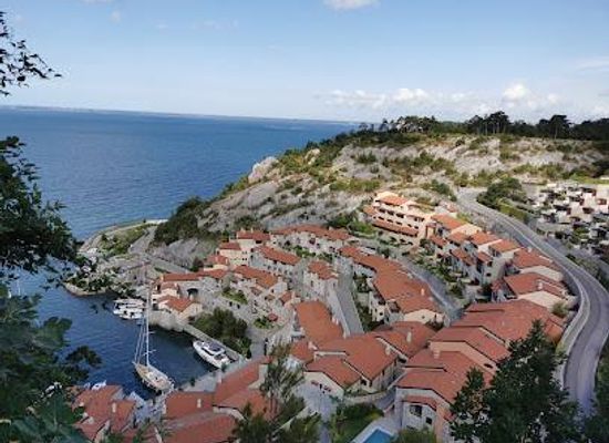 slovenia/nova-gorica/attraction/portopiccolo-sistiana