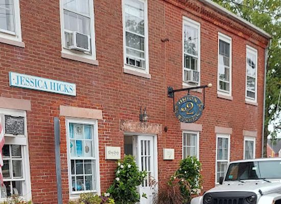 massachusetts/nantucket/attraction/gardiner-s-corner-city-sign