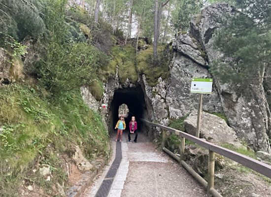 andorra/la-cortinada/attraction/tamarro-caldes-andorra