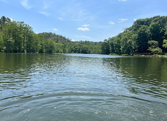 oklahoma/beavers-bend-state-park/attraction/beavers-bend-depot-and-trail-rides