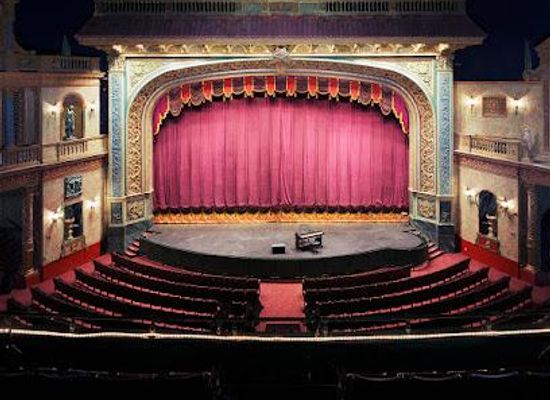 nebraska/omaha/attraction/the-rose-theater-farnam-street-omaha-ne