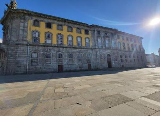 portugal/braga/attraction/largo-amor-de-perdicao