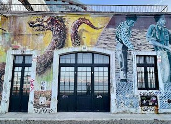 portugal/estremadura/attraction/ginjal-club