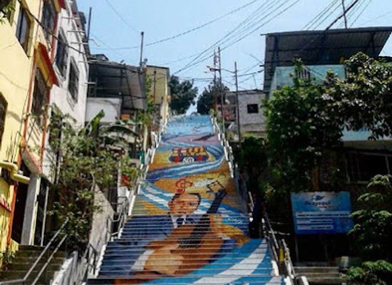 ecuador/guayaquil/attraction/escalinata-idolo