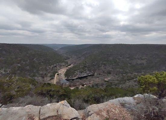 texas/lost-maples-state-natural-area/attraction/lost-maples-park-headquarters
