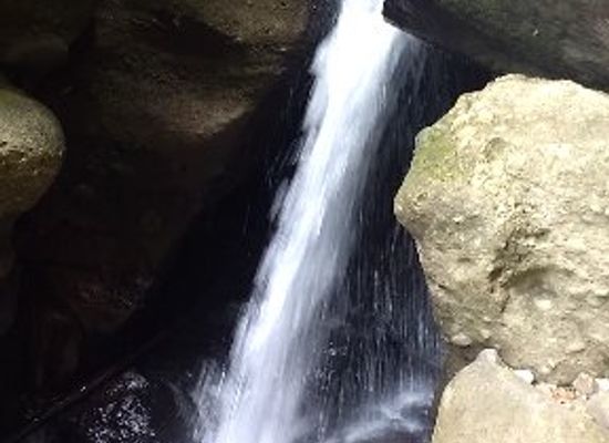 saint-lucia/canaries-quarter/attraction/boulder-falls