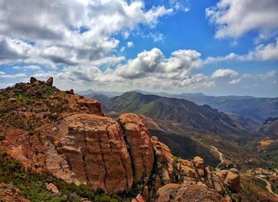 california/venice-beach/attraction/sandstone-peak-trailhead-parking