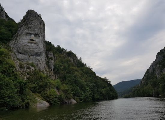 romania/mehedinti/attraction/golful-mraconia