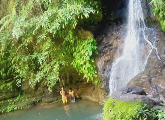 philippines/calabarzon/attraction/saluysoy-falls