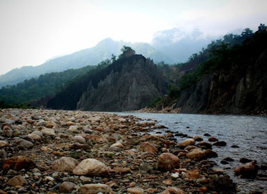 bhutan/tsirang/attraction/kalapahar-river-bank-view