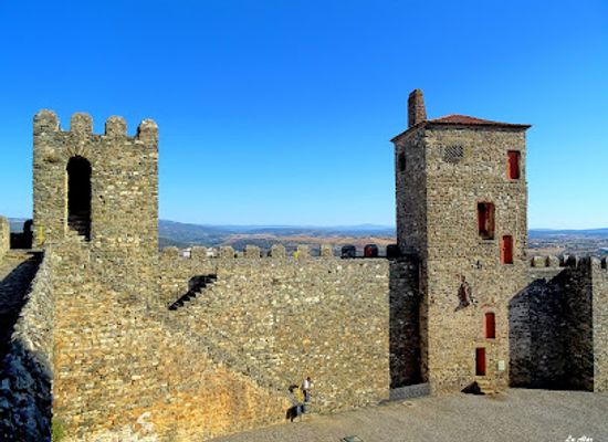portugal/tras-os-montes/attraction/castelo-de-braganca-torre-da-princesa