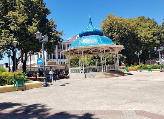 chile/valdivia/attraction/republic-plaza