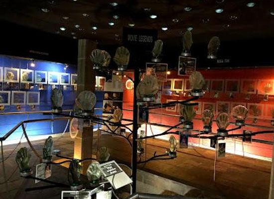 mauritius/bel-ombre/attraction/mauritius-glass-gallery-ltd