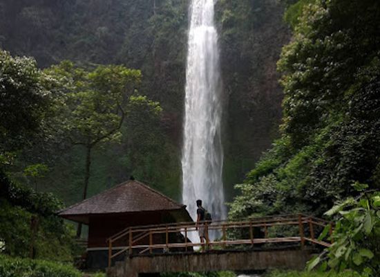 indonesia/west-java/attraction/monumen-bandung-lautan-api