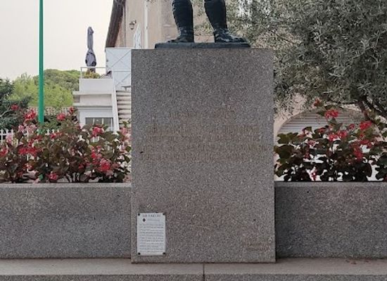 france/languedoc-roussillon/attraction/statue-paul-demarne