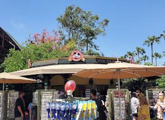 california/costa-mesa/attraction/downtown-disney-district