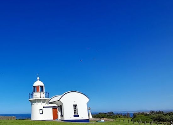 australia/mid-west/attraction/crowdy-head-lighthouse