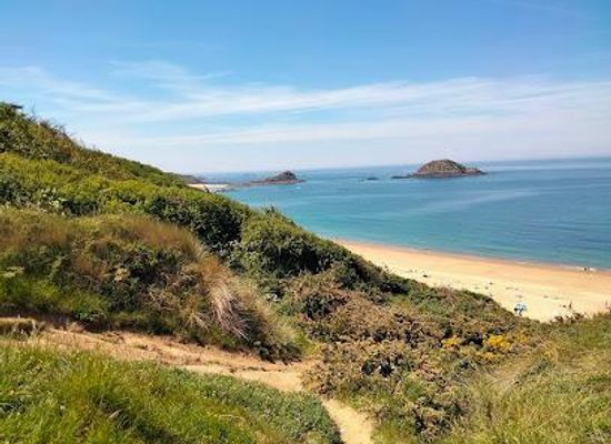 france/brittany/attraction/naturist-beach-chevrets