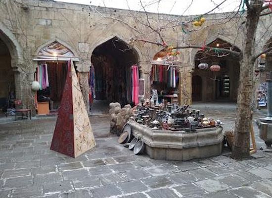azerbaijan/baku/attraction/multan-karvansarayi