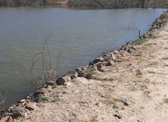 zimbabwe/hwange/attraction/kalope-dam