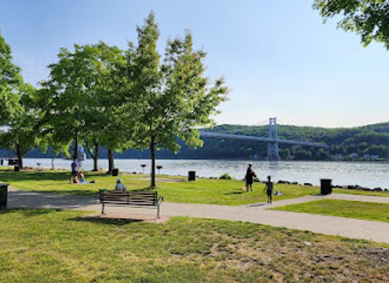 new-york/poughkeepsie/attraction/victor-c-waryas-park