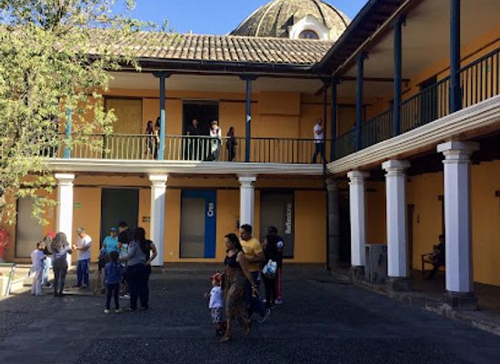 ecuador/quito/attraction/parque-qmanda
